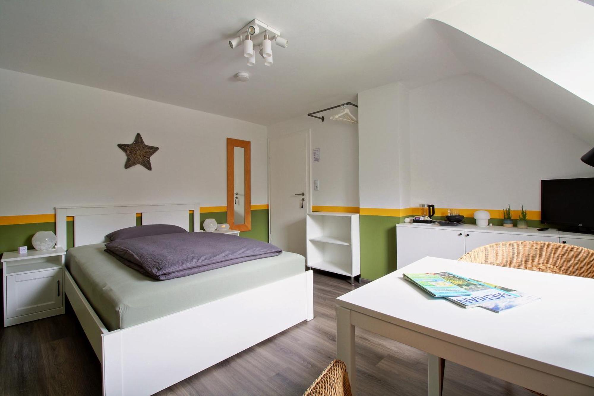 Toms Gaestehaus Schleiden Room photo